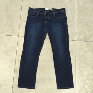 Abercrombie & Fitch Dark Low Rise   Cropped Jeans Soft, Stretchy Size 6, 28W 27L